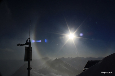 Halo Sonnblickobservatorium • <a style="font-size:0.8em;" href="http://www.flickr.com/photos/68599318@N08/6234100304/" target="_blank">View on Flickr</a>