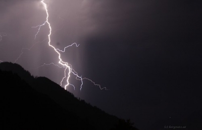 Gewitter_012 • <a style="font-size:0.8em;" href="http://www.flickr.com/photos/68599318@N08/9380844432/" target="_blank">View on Flickr</a>