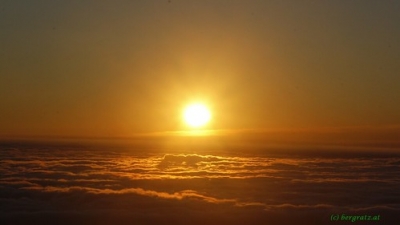 Sonnenaufgang • <a style="font-size:0.8em;" href="http://www.flickr.com/photos/68599318@N08/9596039387/" target="_blank">View on Flickr</a>