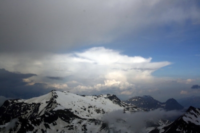 Cumulonimbus Cumulonimbus • <a style="font-size:0.8em;" href="http://www.flickr.com/photos/68599318@N08/9238843973/" target="_blank">View on Flickr</a>