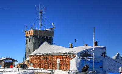 Wetterwarte Zugspitze Wetterwarte Zugspitze • <a style="font-size:0.8em;" href="http://www.flickr.com/photos/68599318@N08/8421200692/" target="_blank">View on Flickr</a>